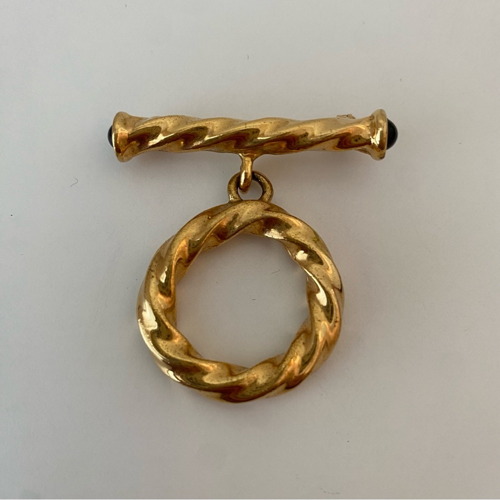 Costume Jewelry Gold Tone Rope Twist Dangle Bar Brooch, EUC